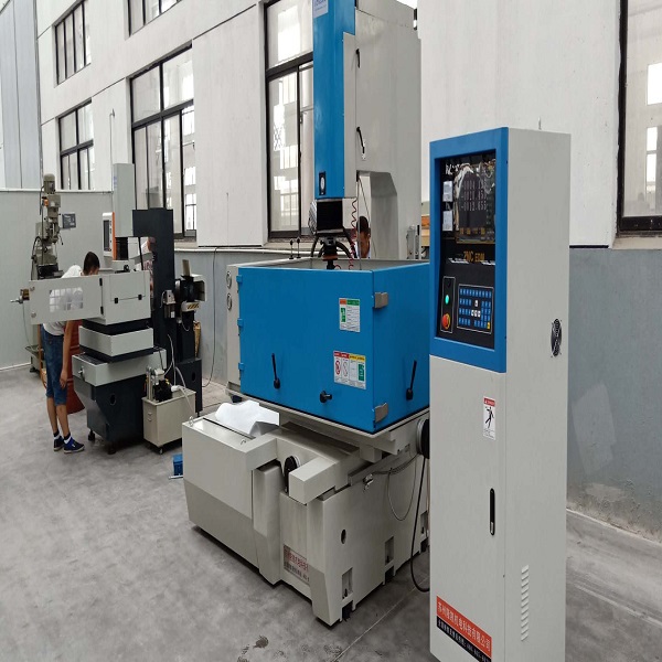 ZNC600 Die Sinker EDM