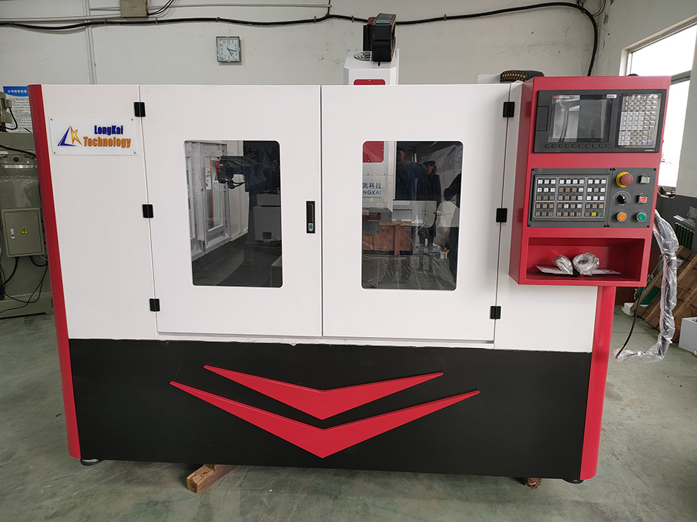 LK-1010 CNC drilling and milling machine